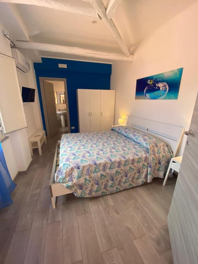 Bed and Breakfast La Conchiglia 2.0 Соверато-Марина Экстерьер фото